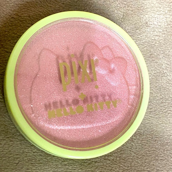 Pixi Hello Kitty Hello Glow-y Powder  Friendly Blush Limited Edition - Picture 6 of 10